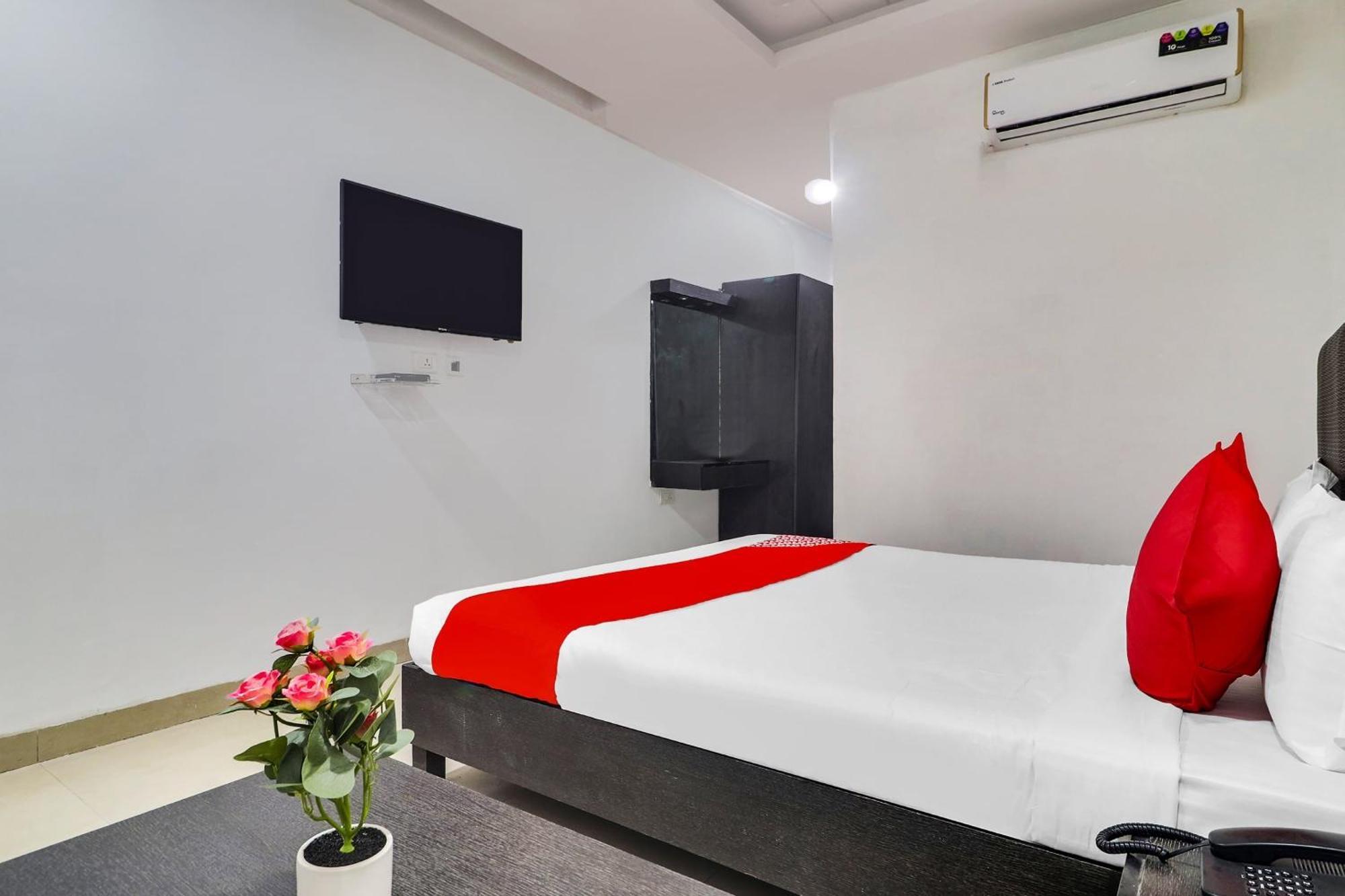היידראבד Super Hotel O Qualia Hotel Dilsukhnagar Near Dilsukhnagar Metro Station מראה חיצוני תמונה