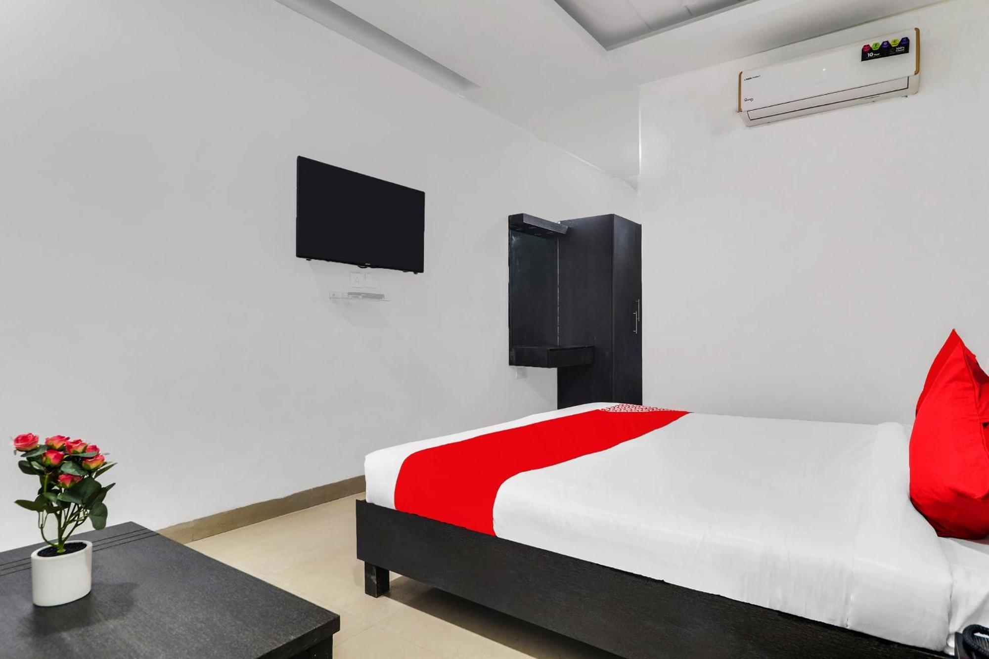היידראבד Super Hotel O Qualia Hotel Dilsukhnagar Near Dilsukhnagar Metro Station מראה חיצוני תמונה